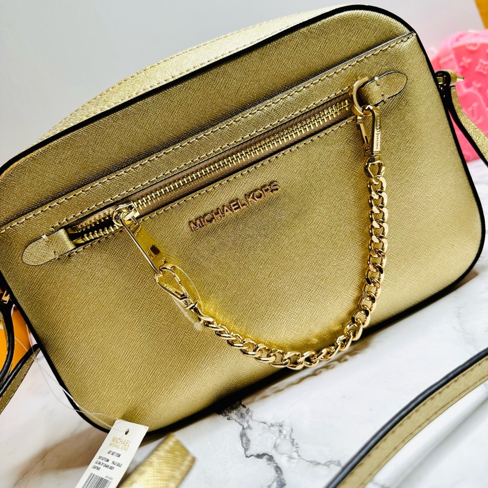 NEW! Michael Kors Jet Set Large Gold Saffiano Leather Crossbody Bag - Picture 5 of 13